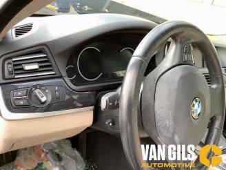 BMW 5-serie 5 serie Touring (F11), Combi, 2009 / 2017 528i 16V picture 15