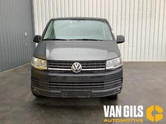 Uttjänta bilar auto Volkswagen Transporter Transporter/Caravelle T6, Bus, 2015 2.0 TDI 204 4Motion 2017/6