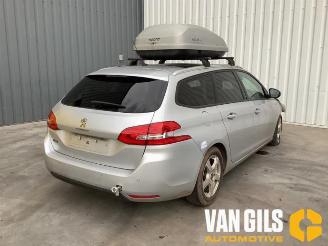 Peugeot 308 308 SW (L4/L9/LC/LJ/LR), Combi 5-drs, 2014 / 2021 1.2 12V e-THP PureTech 130 picture 2