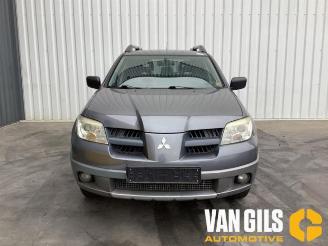 Mitsubishi Outlander Outlander (CU), SUV, 2001 / 2007 2.0 16V 4x2 picture 4