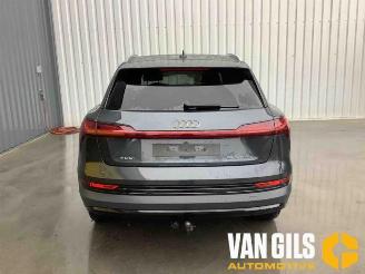 rozbiórka samochody osobowe Audi E-tron E-tron (GEN), SUV, 2018 55 quattro 2019/10