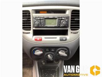 Kia Rio Rio II (DE), Hatchback, 2005 / 2011 1.4 16V picture 7