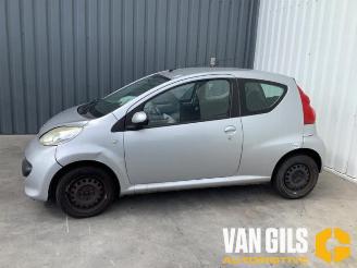 Peugeot 107 107, Hatchback, 2005 / 2014 1.0 12V picture 8