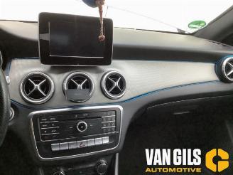 Mercedes Cla-klasse CLA Shooting Brake (117.9), Combi, 2015 / 2019 2.2 CLA-200 CDI, 200 d 16V picture 16