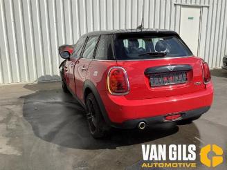 Mini Cooper Mini (F55), Hatchback 5-drs, 2013 1.5 12V Cooper picture 3