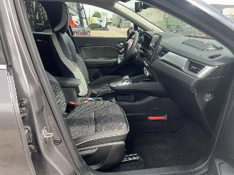 Renault Captur 1.3 AUTOM 140 Initiale Paris picture 14