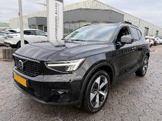 Unfallwagen Volvo XC40 2.0 B4 Plus Dark 2024/2