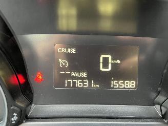 Peugeot 308 SW 1.2 PureTech Allure picture 18