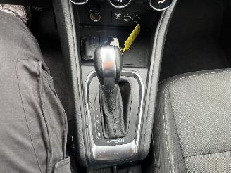 Renault Captur 1.6 E-Tech Hybrid 145 Zen picture 18