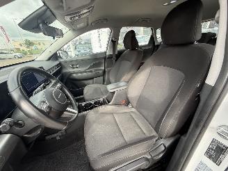 Hyundai Kona 1.6 GDI HEV Comfort picture 16