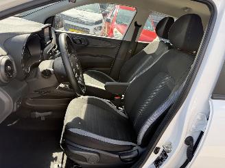Hyundai I-10 1.0 Comfort picture 10