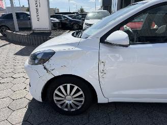Hyundai I-10 1.0 Comfort picture 8