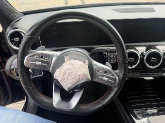 Mercedes A-klasse 200 Launch Edition AUTOMAAT picture 19