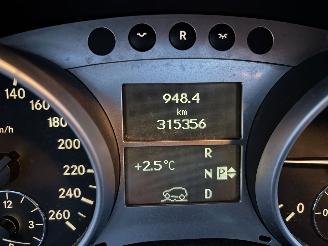 Mercedes M-klasse 320 CDI Automaat Bedrijfsauto picture 19