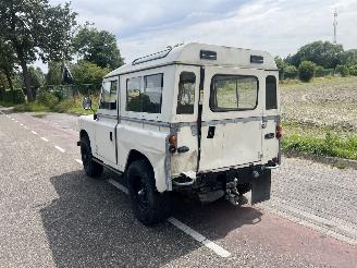 Land Rover 88/109 2.3 88 series III picture 4
