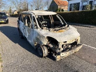 Vrakbiler auto Fiat 500L 0.9 TwinAir Turbo 2017/3