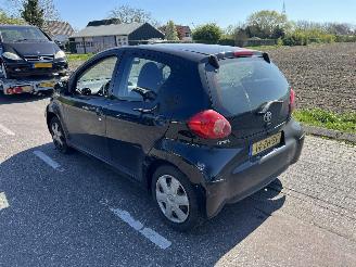 Toyota Aygo 1.0-12V picture 4