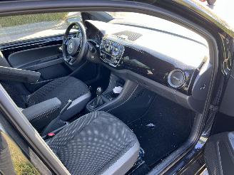Volkswagen Up! 1.0-12V High-UP picture 5