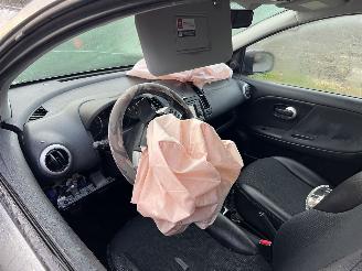 Nissan Note 1.4-16V picture 5