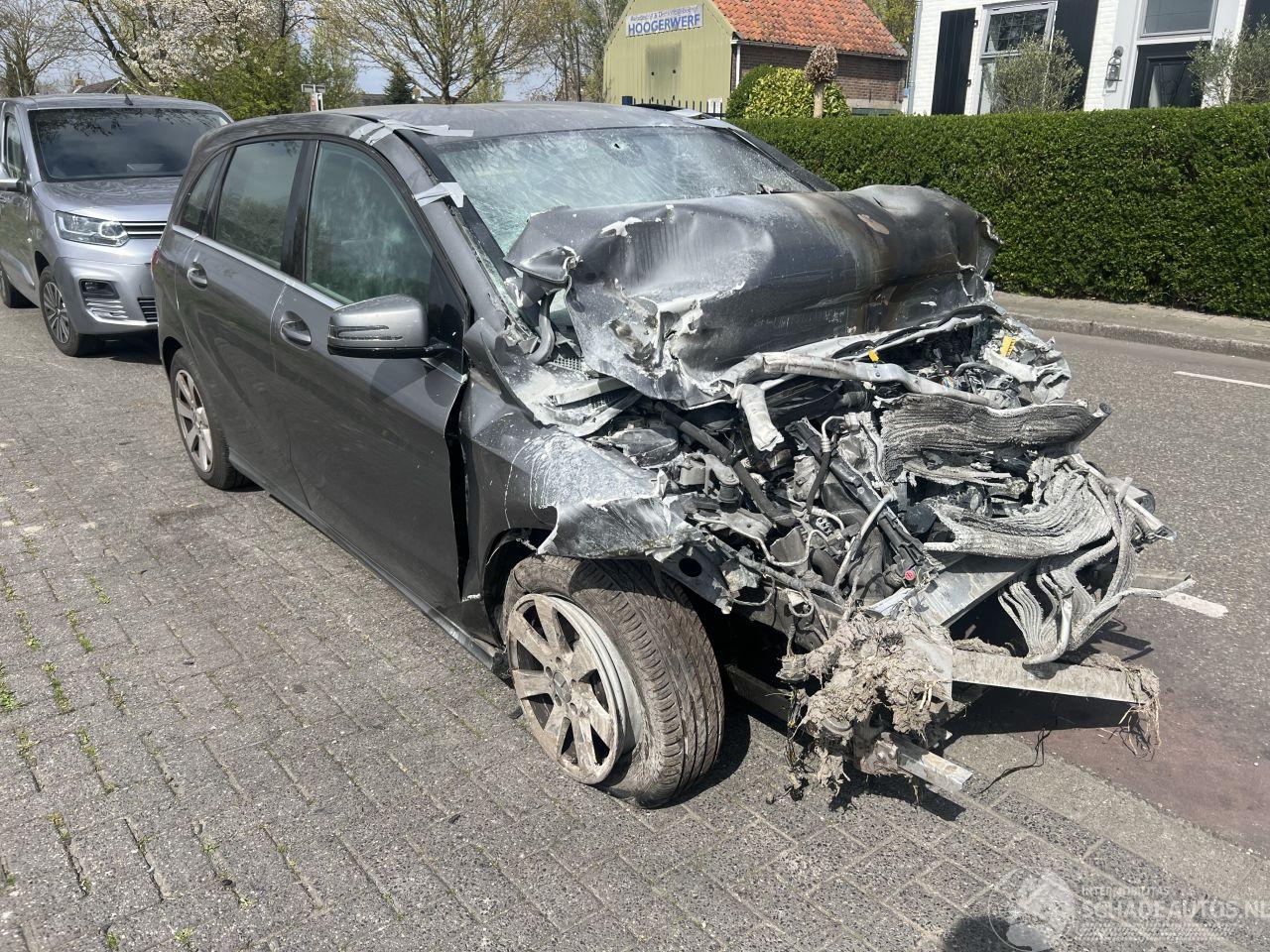 Mercedes B-klasse B 180