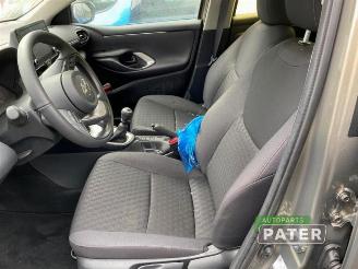 Toyota Yaris Yaris IV (P21/PA1/PH1), Hatchback, 2020 1.5 12V VVT-i picture 12