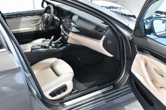 BMW 5-serie 525d Luxury Edition picture 15