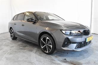 Schadeauto Opel Astra SPORTS TOURER 1.2 T. Hyb. GS LINE 2024/9