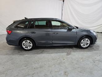 Skoda Octavia 1.0 TSI Ambition picture 8