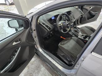 Ford Focus 1.0 EcoB. Titanium picture 18