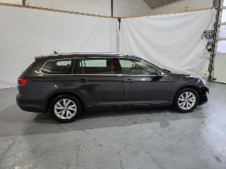Volkswagen Passat Variant 1.5 TSI Business picture 8