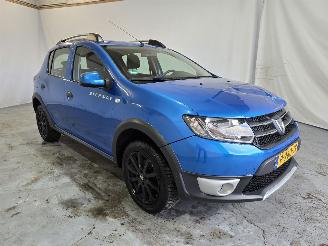 Uttjänta bilar auto Dacia Sandero 0.9 TCe Stepway Lauréate 2013/11