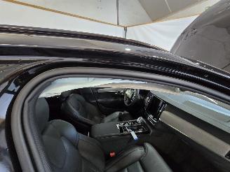 Volvo V-90 2.0 T8 Plug-in hybrid AWD Ultra Dark picture 25