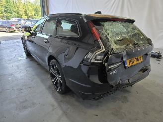 Volvo V-90 2.0 T8 Plug-in hybrid AWD Ultra Dark picture 5