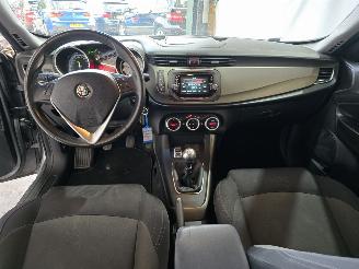 Alfa Romeo Giulietta 1.4 T Exclusive picture 24