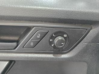 Volkswagen Caddy 2.0 TDI L2H1 BMT Maxi Easyline picture 25