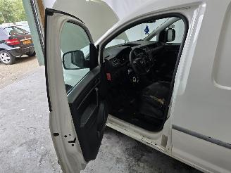 Volkswagen Caddy 2.0 TDI L2H1 BMT Maxi Easyline picture 21