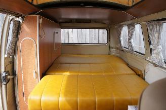 Volkswagen Transporter T2 Westfalia Camper! Vast Bed! Hefdak! 35KW picture 20