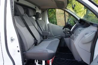 Renault Trafic 2.0 DCi L1H1 Airco Navi Cruise PDC Trekhaak 84KW Euro 5 picture 11