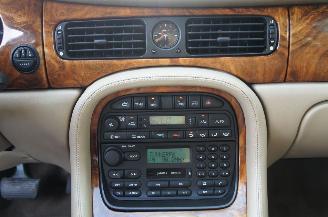 Jaguar XJ X308 4.0 V8 Sovereign Airco Cruise Stoelverwarming 209KW picture 11