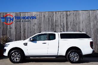 krockskadad bil auto Ford Ranger 3.2 TDCi Wildtrak Super cab 4X4 Airco Navi Tempomat ACC 147KW Euro 6 2019/2
