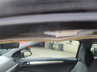 Opel Astra GTC 1.6 Business picture 28