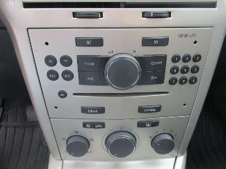 Opel Astra GTC 1.6 Business picture 40