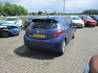 Peugeot 208 1.2 Pure T Urban Soul 1E Eig picture 7