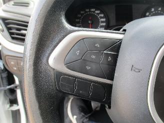 Fiat Tipo Stationwagon 1.4 Street picture 23