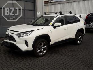 Purkuautot passenger cars Toyota Rav-4 RAV4 (A5), Terreinwagen, 2018 2.5 Hybrid 16V 2019/10