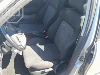 Seat Leon Leon (1M1), Hatchback 5-drs, 1999 / 2006 1.6 16V picture 6