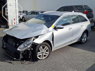 Vrakbiler auto Kia Cee d Ceed Sportswagon (CDF), Combi 5-drs, 2018 1.0i T-GDi 12V 2022/9