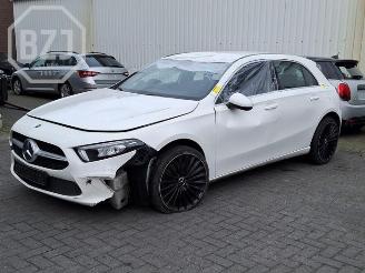 Vrakbiler auto Mercedes A-klasse A (177.0), Hatchback, 2018 / 2026 2.0 A-250 Turbo 16V 4Matic 2019/4