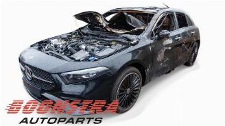 Uttjänta bilar auto Mercedes A-klasse A (177.0), Hatchback, 2018 / 2026 1.3 A-250 e Turbo 16V 2023/9