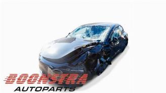 Vrakbiler auto Tesla Model 3 Model 3, Sedan, 2017 Standard RWD Plus 2023/3